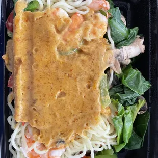 Thai Curry Noodle in a to go container