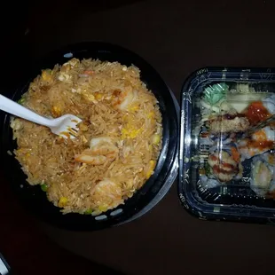 Been eating here for YEARS!!!! LOVEEEE their thai fried rice (with shrimp or chicken) and their shrimp tempura roll.. food comes nice &amp; hot