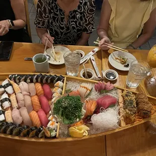 sushi, sushi and sashimi, food, sashimi