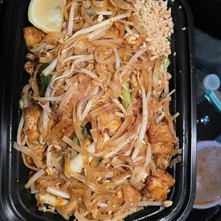 Tofu Pad Thai (spice level Thai Hot)