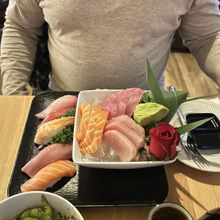 Sushi/sashimi and spicy edamame