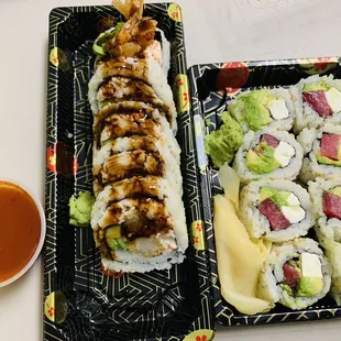 Shrimp Tempura Lover Tuna avocado roll, added cream cheese Sweet and spicy sauce