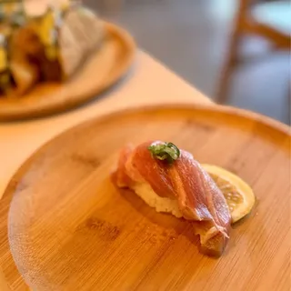 toro nigiri
