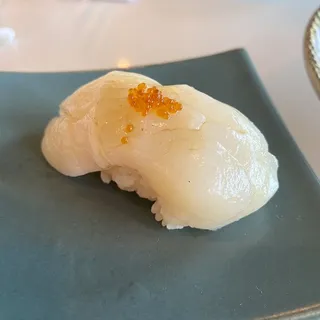 hotate nigiri
