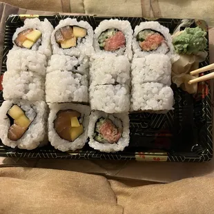 Mango Salmon Maki, Tuna Maki