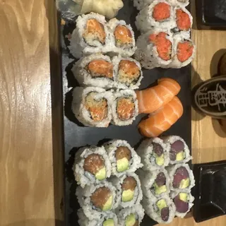 Crunchy Spicy Salmon (6pcs)