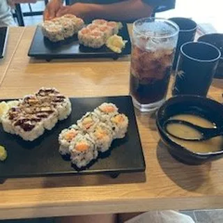 Eel & Avocado (6pcs)