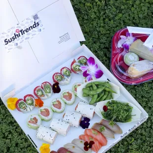 Picnics made perfect by Sushi Trends