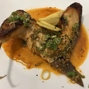 Hamachi Kama, broiled yellowtail collar, SOOOOO Good!