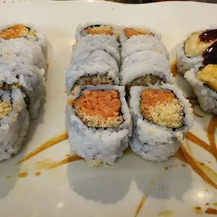Spicy tuna, spicy salmon, and banana tempura