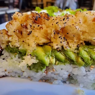 Avocado torch roll