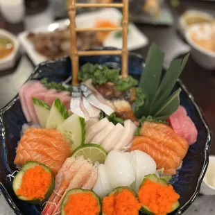 food, sushi, sashimi, sushi and sashimi