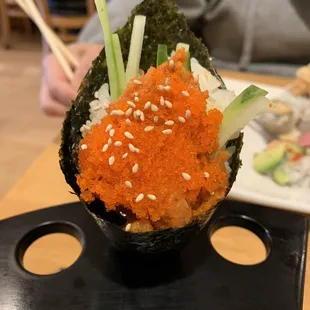 Hand roll