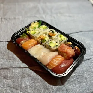 Sushi Deluxe