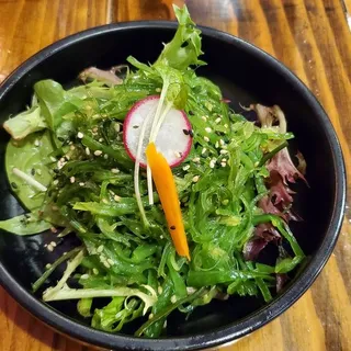 SEAWEED SALAD