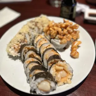 Spicy Scallop Rol Spider Roll