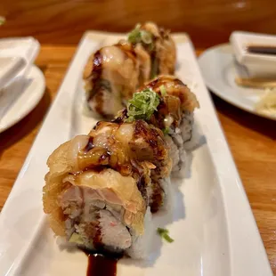 Salmon California Deep Roll