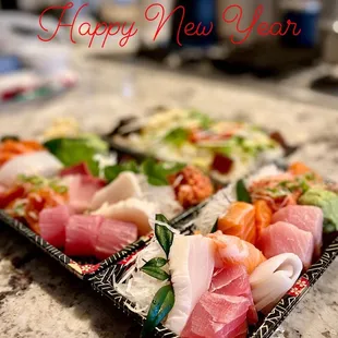 Sashimi Lunch + Chirashi Lunch