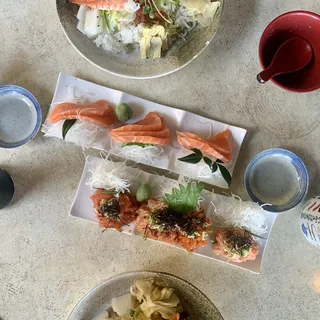 Spicy Salmon Don Dinner