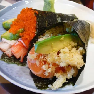 California Roll with Roe Roll