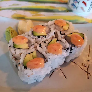 Spicy Scallop and Avocado Roll