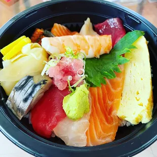Omakase Chirashi Bowl