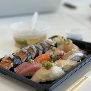 Sushi combo lunch special.