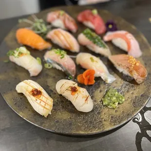 sushi ya 10 pcs chef's choice