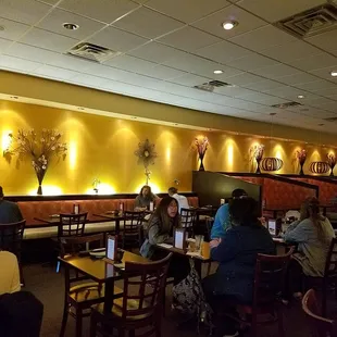 Pretty, but standard dining area.