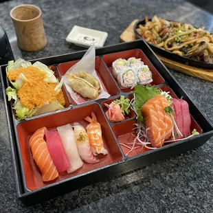 Sushi Sashimi Bento