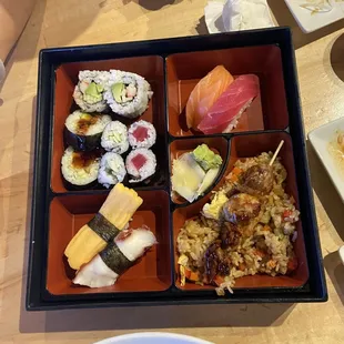 Sushi bento