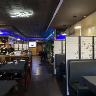 sushi and sashimi, interior