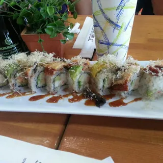 27. Green Dragon Roll