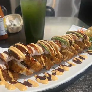 Sushilon Sushi Y Mariscos