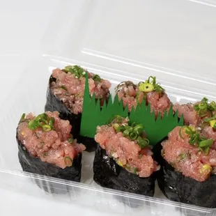 AHI POKE NIGIRI