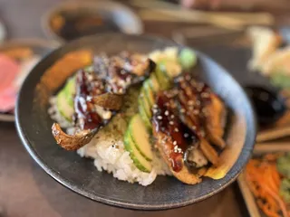 Sushi Hut Grill & Bar