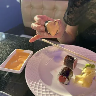 Tuna Maki Roll