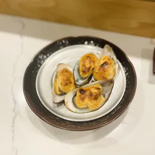 Baked (g059) Dynamite Mussels