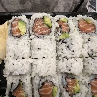 (b012) Salmon Sushi