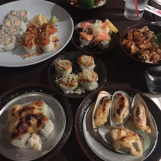 (f051) Spicy Tuna Tempura Roll