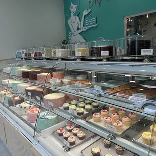 The cake options available on the Thursday I came in