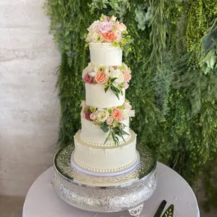 Ice House in La Grange