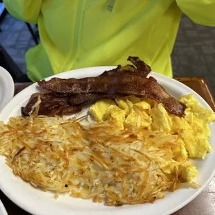 bacon/hash browns/scrambled eggs