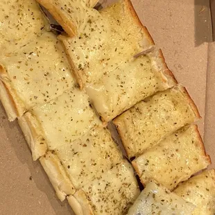 Garlic cheese bread