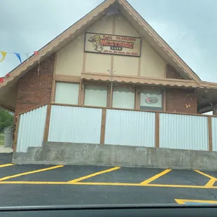 Susies west side cafe