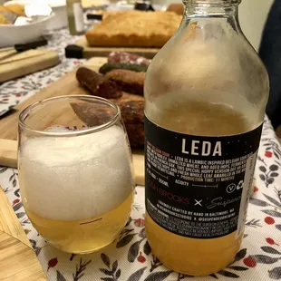 One of their famous lambic-style brews. Dry and fruity, mildly tart. Complex and expressive yeast character.