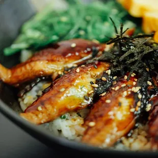 Eel bowl! nothing else to say!