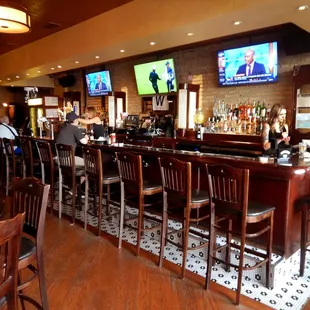 This is the bar that you see when you walk in.  To the right are the open windows in the front and tables on either side of the opening.