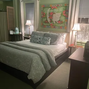 Queen bed