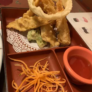Yasai tempura with sweet Thai chili sauce